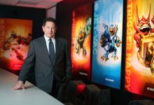 بوبي كوتيك Activision أكتيفيجن بليزارد