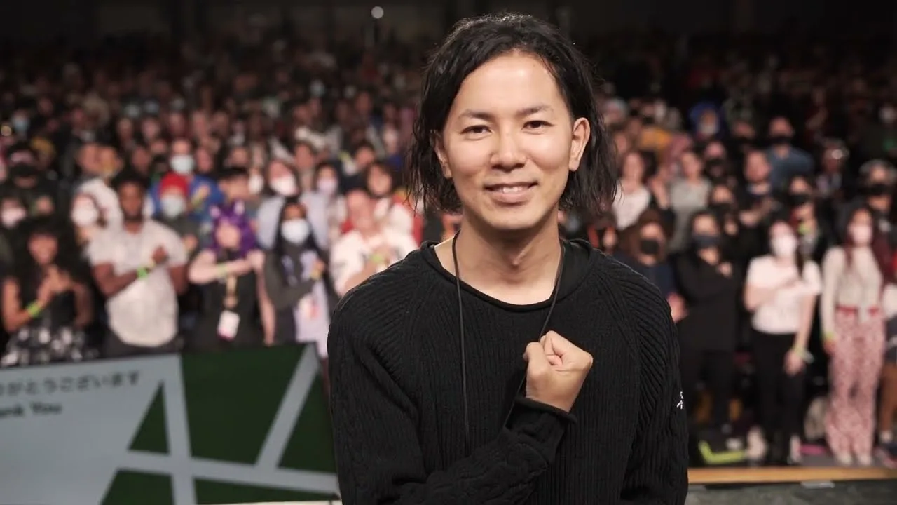 Hajime Isayama إيساياما