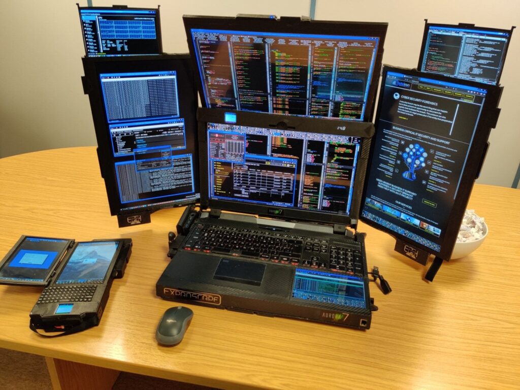 حاسوب محمول Aurora 7